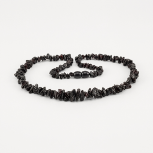 שרשרת ענבר דובדבן כהה